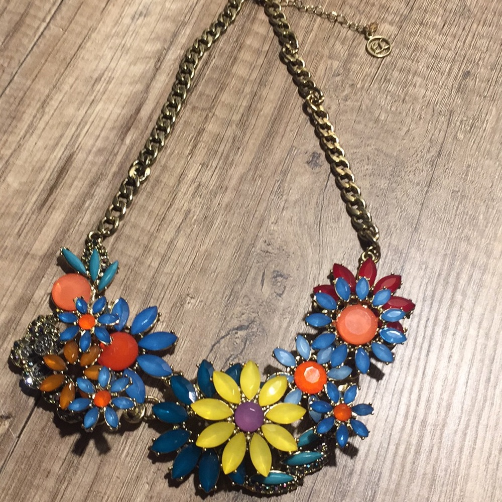 Erica Lyons necklace